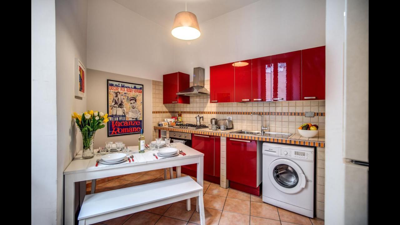 Campo Dei Fiori Apertment Easy Life In Apartamento *